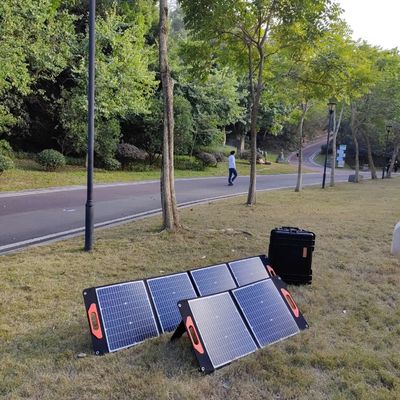 مولد ألواح شمسية معتمدة من قبل CE 120W ألواح شمسية محمولة للتخييم
