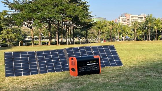 الحالة 100W 17.7V لوحة شمسية مرنة للشاحن مادة السيليكون أحادي البلورات