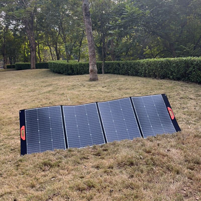 حجم مفتوح 169.8*43.1*3.2cm/66.9*17*1.3in لوحة شمسية محمولة 100W شاحن Xt60 قابلة للطي