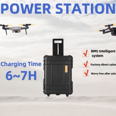 ST-70 محطة الطاقة المحمولة 110V / 220V 7000W مولد الطاقة الشمسية لحالات الطوارئ للسيارات