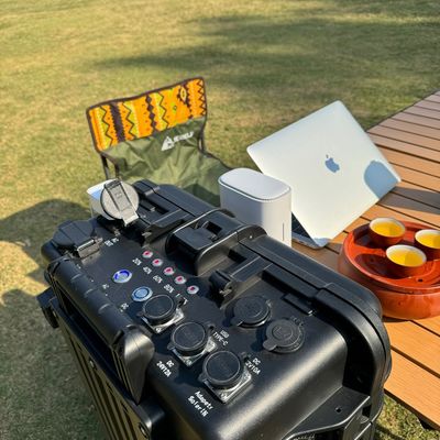 ST-70 شحن سريع فائق 6000W 4800wh محطة الطاقة المحمولة مع وظيفة المنزل الذكي