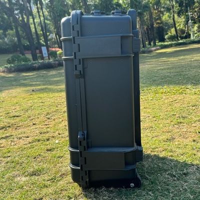 محطة توليد الطاقة الشمسية 6000W 7000W 220V مع قطب السحب والبطارية الليثيومية الثلاثية