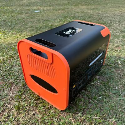 AT22 LiFePO4 مولد الطاقة الشمسية AC/DC فائق السرعة 2200W لمحطة الطاقة المحمولة