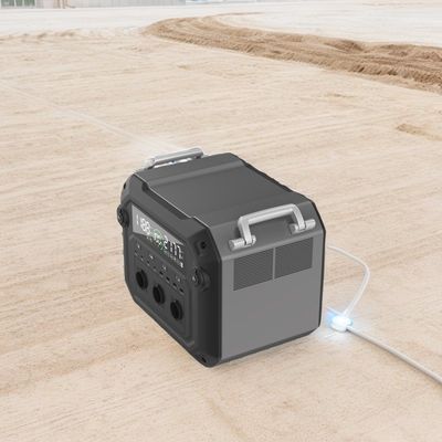 مولد الطاقة الشمسية المحمول 2500W مصدر الطاقة المتعدد الاستخدامات الخاص بك للسفر والطوارئ