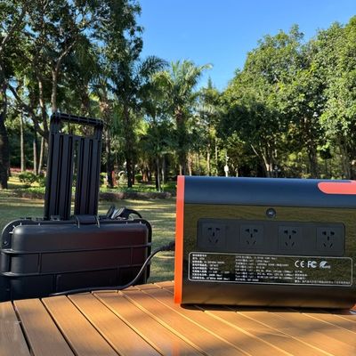 محطة الطاقة المحمولة 600W 1500W 2000W 2200W بطارية الليثيوم مولد الطاقة الشمسية القابلة لإعادة الشحن للتخييم في الهواء الطلق والطوارئ المنزلية