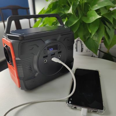 مولد الطاقة الشمسية المحمول 200 واط مع USB1/USB2 للتصدير و 173wh السعة الاسمية