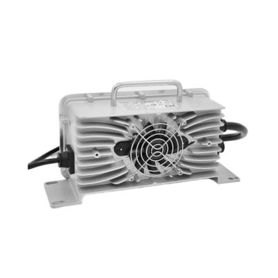 مضاد للماء IP67 800W LiFePO4 شاحن ذكي DC شاحن سريع للشاحنات / عربات الغولف