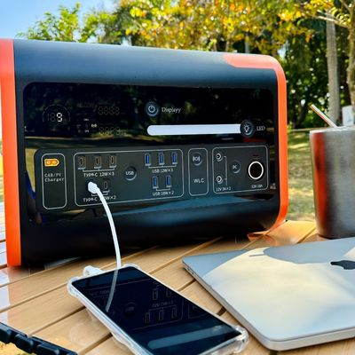 2200W الطاقة الثابتة محطة الطاقة الشمسية الطاقة الخارجة 2200W السعة الاسمية 2048wh