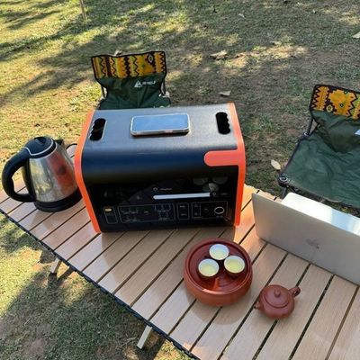 800W مدخل شمسي LiFePO4 2200W مصدر طاقة محمول لحالات الطوارئ في الهواء الطلق