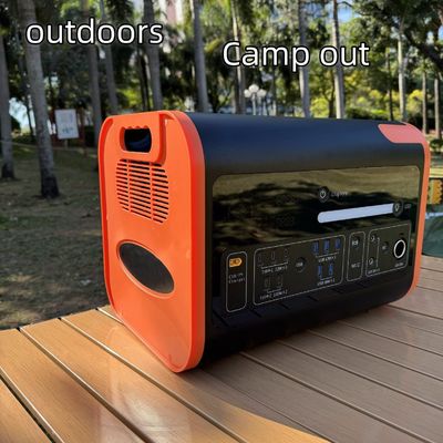 محطة الطاقة الشمسية المحمولة في الهواء الطلق مع بطارية LiFePO4 2200W
