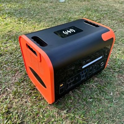 طاقة الخروج الشمسية ومولد بطارية الحديد الليثيوم 2200W محطة الطاقة المحمولة لAT22