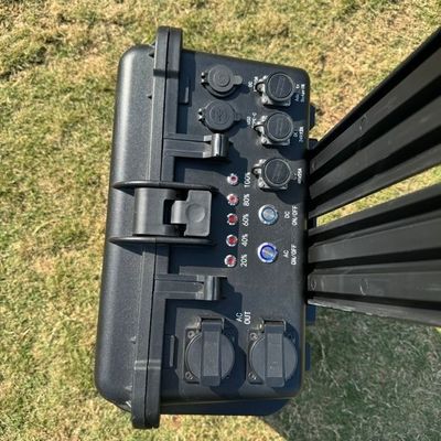 LT-40 LiFePO4 4000W مولد شمسي محمول لمحطة الطاقة المنزلية / التخييم 110V / 220V
