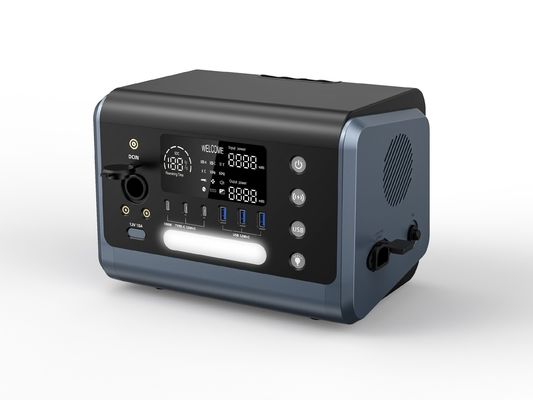 محطة توليد الطاقة الشمسية بطارية الليثيوم 600W 700W 230V مع HT60 والألواح الشمسية