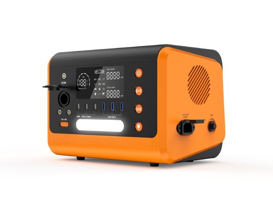 محطة توليد الطاقة الشمسية بطارية الليثيوم 600W 700W 230V مع HT60 والألواح الشمسية