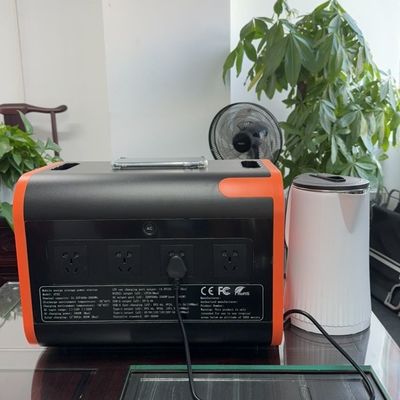 2400W2048wh نظام تخزين الطاقة محطة توليد الطاقة المحمولة مولد الطاقة الشمسية الشحن السريع 1500W لاسلكي 15W