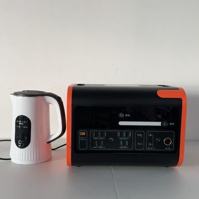2000W تخزين الطاقة / مولد محمول مع شحن السيارة الشمسية نوع AC DC شحن USB AT22