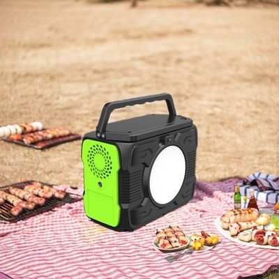 S2X-173 محطة توليد الكهرباء معدل الطاقة الشمسية 200W للأجهزة المنزلية الداخلية والخارجية
