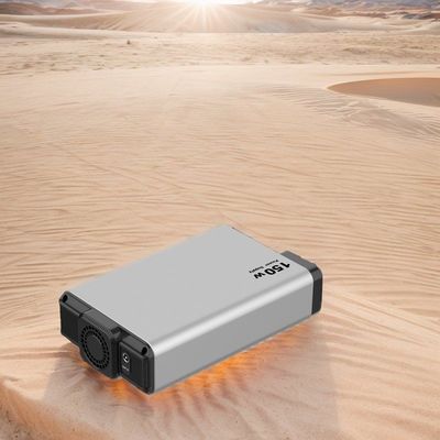 محطة الطاقة المحمولة ذات السعة الكبيرة 32000mAh مع مخرج USB مزدوج وشحن من النوع C