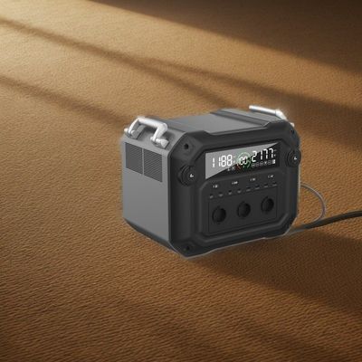 طاقة الخروج التيار المتردد 2500W 2340wh محطة الطاقة المحمولة في الهواء الطلق تخزين الطاقة الشمسية الأيونية
