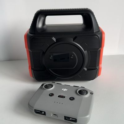 محطة الطاقة الشمسية المحمولة 200W 300W 600W 2200W مولد لجميع العلامات التجارية المتوافقة
