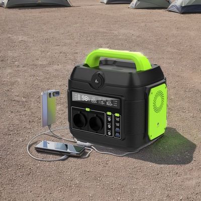 لون قابل للتخصيص 600W 576wh مولد الطاقة الشمسية المنزلية 110V 220V للأنشطة في الهواء الطلق