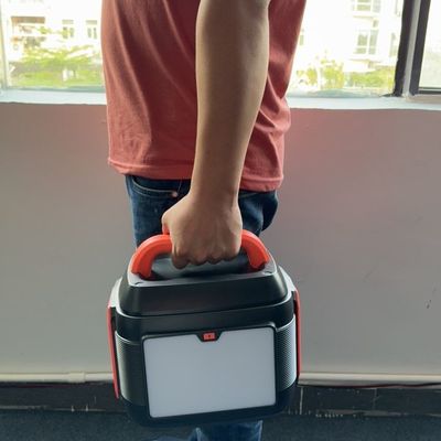 MPPT الطاقة 600W بطارية الليثيوم المحمولة محطة الطاقة المتنقلة في الهواء الطلق AC الخروج 220V