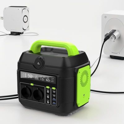 S6 التخييم / RV بطارية الليثيوم شاحن الطاقة المحمول الطوارئ 600W محطة الطاقة المحمولة مع AC سوكيتنا الخروج USB / نوع-C