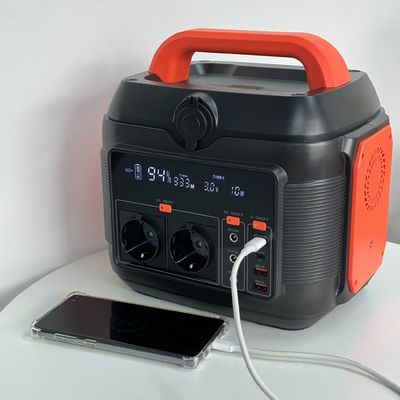 مولد متحرك محمول للسيارات المتنقلة للشرفة الضوء القوي أضواء LED ونوع C1 المدخلات / المخرجات