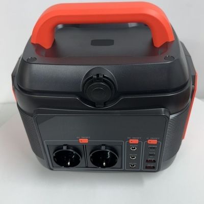 مولد متحرك محمول للسيارات المتنقلة للشرفة الضوء القوي أضواء LED ونوع C1 المدخلات / المخرجات