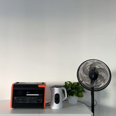 الاتحاد الأوروبي AC Socket 2000W 2048wh محطة الطاقة المحمولة UPS شحن سريع ثنائي الاتجاه