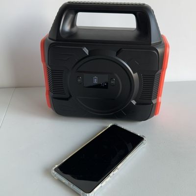 محطة توليد الطاقة الشمسية المحمولة 300W/110/220V-50Hz/60Hz مع وظيفة الطاقة في حالة الاستعداد