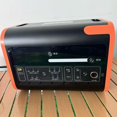 شحن لاسلكي محطة الطاقة الطارئة 15W 200W 600W 2200W مولد المحمول