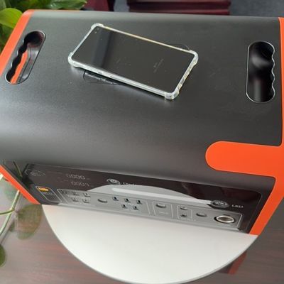 AT22 LiFePO4 محطة شحن محمولة بطارية 600W 1000W 2200W للمساكين المتنقلين