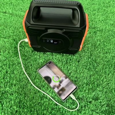 تصميم بسيط محطة الطاقة المحمولة للمنازل الخارجية مع النوع C Pd100W Pd27W