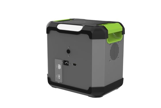 محطة الطاقة المحمولة 1500W طاقة الخروج التيار المتردد ونوع C2 12V / 2.25A للطوارئ