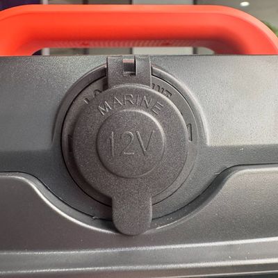 محطة توليد الطاقة المحمولة 110V/220V بدعم مع 600W/1500W الخروج وDC الخروج 12-13V 10A