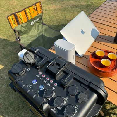 اتصالات قابلة للتخصيص 5000W 4800WH بنوك الطاقة المحمولة للمنزل والتخييم