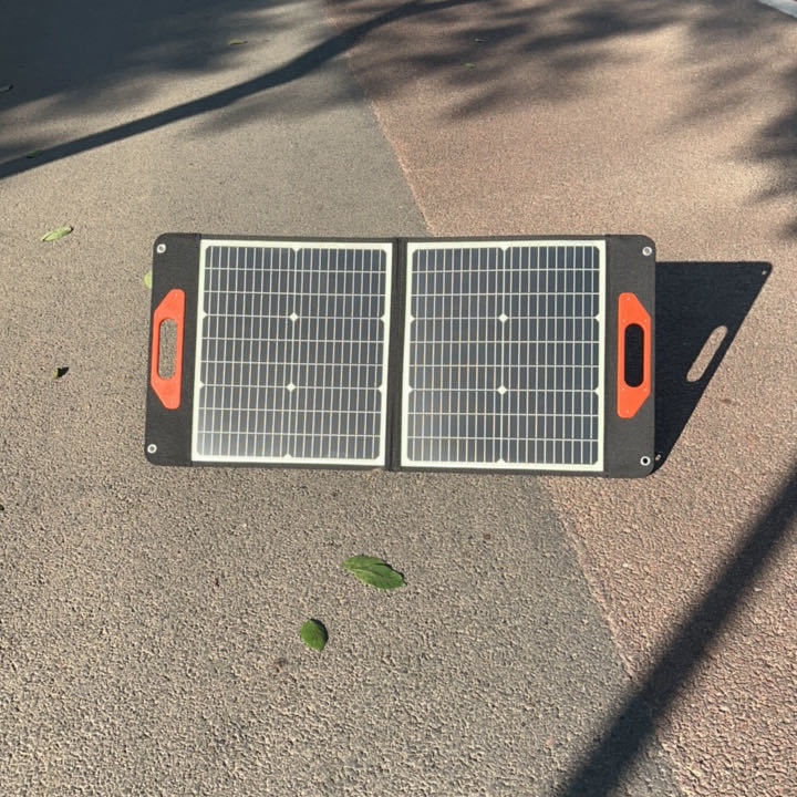 لوحة الخلايا الشمسية 60W للشحن السريع 17.5V/3.4A DC Output Foldable Design