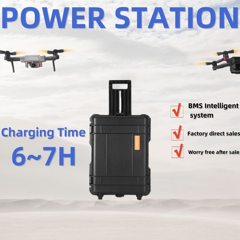 ST-70 محطة الطاقة المحمولة 110V / 220V 7000W مولد الطاقة الشمسية لحالات الطوارئ للسيارات