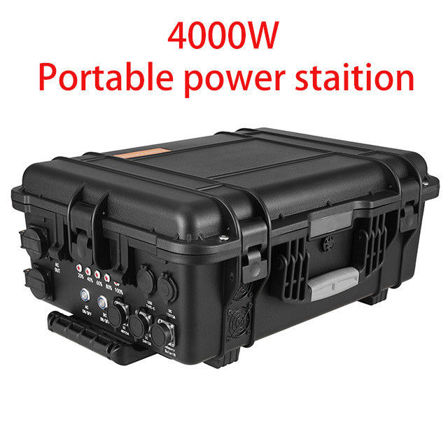 6-7 ساعة وقت الشحن 4kw الطاقة المتنقلة في الهواء الطلق 50Hz 110V/220V محطة الطاقة الطارئة LiFePO4