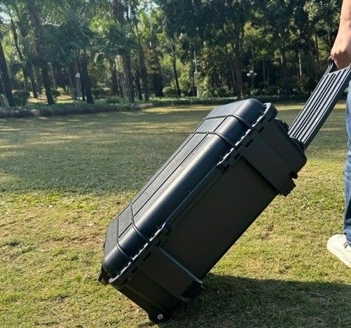 محطة كهرباء محمولة ذات سعة عالية للطاقة الصناعية النقية AC 220V للمنزل أو المخيمات الخارجية 3000wh