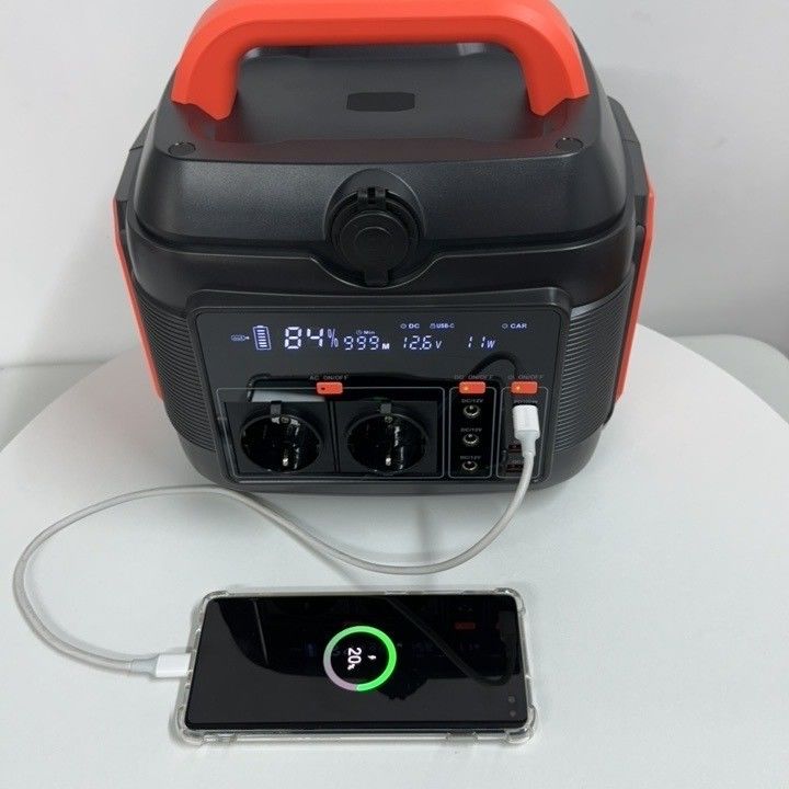 OEM / ODM 600W التخييم الطاقة المتنقلة محطة الطاقة الطارئة الداخلية مولد الطاقة الشمسية المدمج في المحول