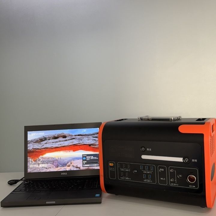حياة أطول إمدادات الطاقة المحمولة LiFePO4 2200W نطاق تقلبات الجهد الخارجي -5%-5%