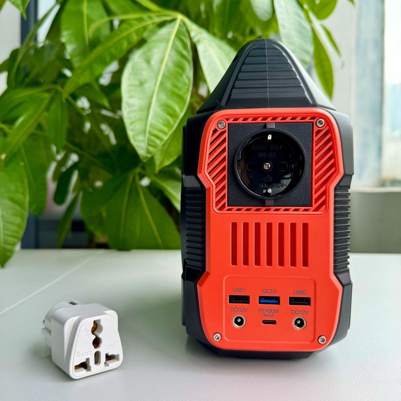288wh 300W بطارية الليثيوم متعددة الوظائف محطة الطاقة المحمولة للحياة في الهواء الطلق