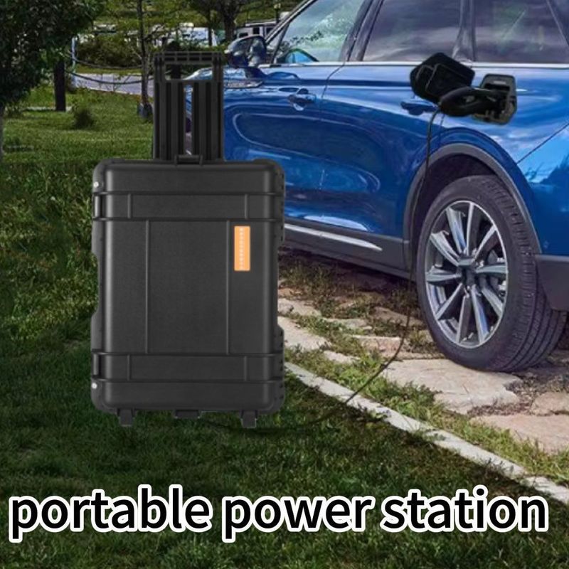 محطة توليد الكهرباء اللاسلكية للسيارات المحمولة المدمجة 600W / 3000W / 4000W بطارية الليثيوم محطة توليد الكهرباء UPS للتخييم في الهواء الطلق