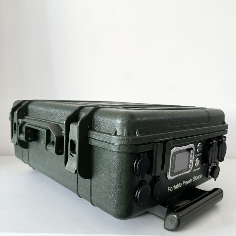 محطة طاقة الرياح الشمسية المحمولة DC58.8V 3000W 6000W 7000W مع بطارية LiFePO4