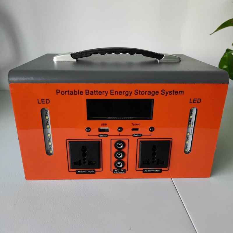 محطة الطاقة المحمولة 300W / 500W للتخييم والمنازل الطارئة USB DC الخروج 5V / 10W Max